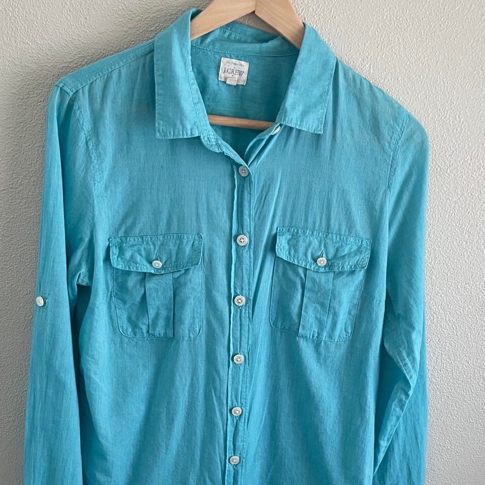 J. Crew The Perfect Shirt Womens button down | blue | 100% cotton | size medium